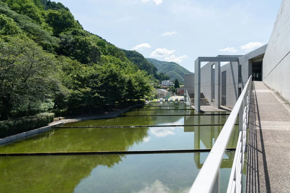 高梁市成羽美術館の外観