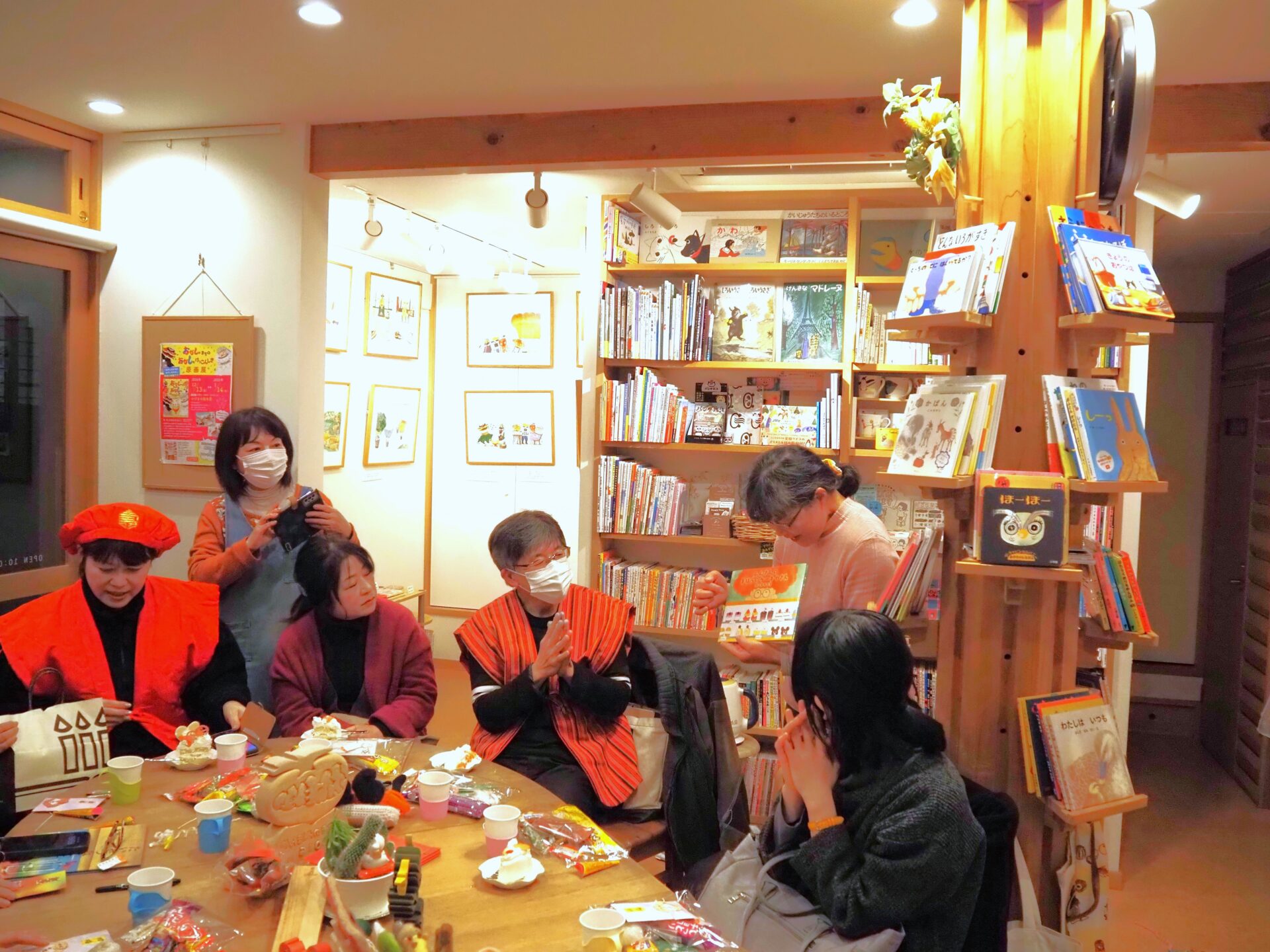 えほん夜会のようす