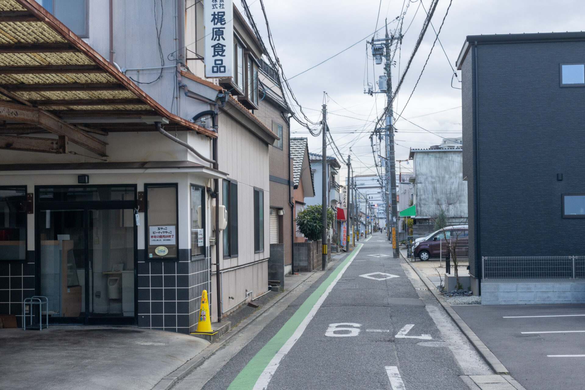 倉敷村に続く「浜道」 浜村からはほぼ一直線で現在の倉敷駅方向に延びています