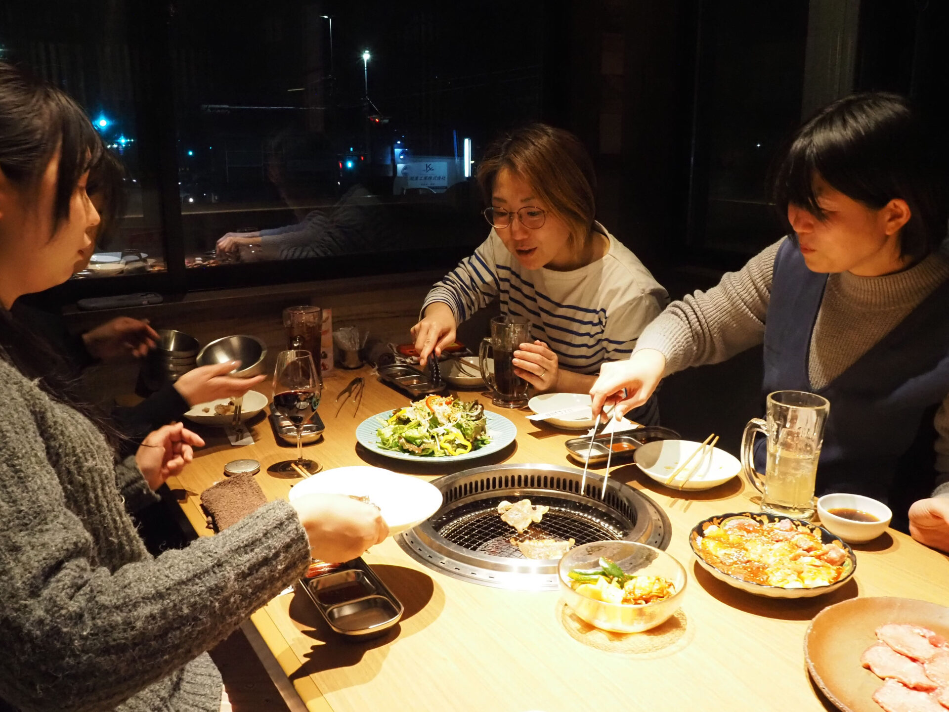 焼肉とい 食事の様子