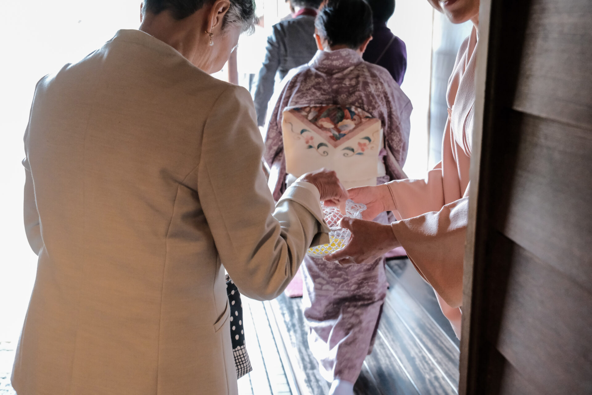 券を渡して茶席へ入場