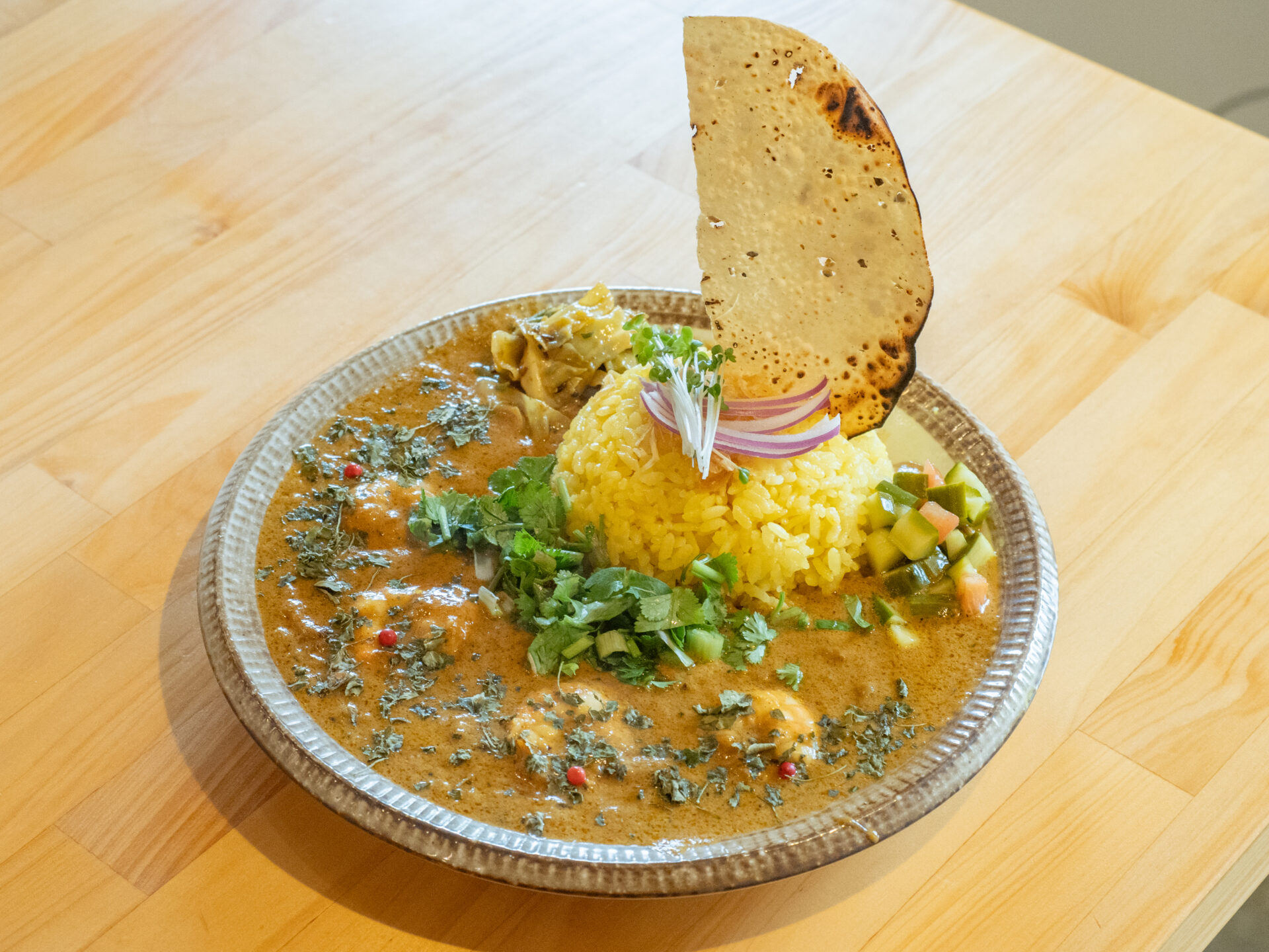 シャカスパイス：ココナッツエビカレー