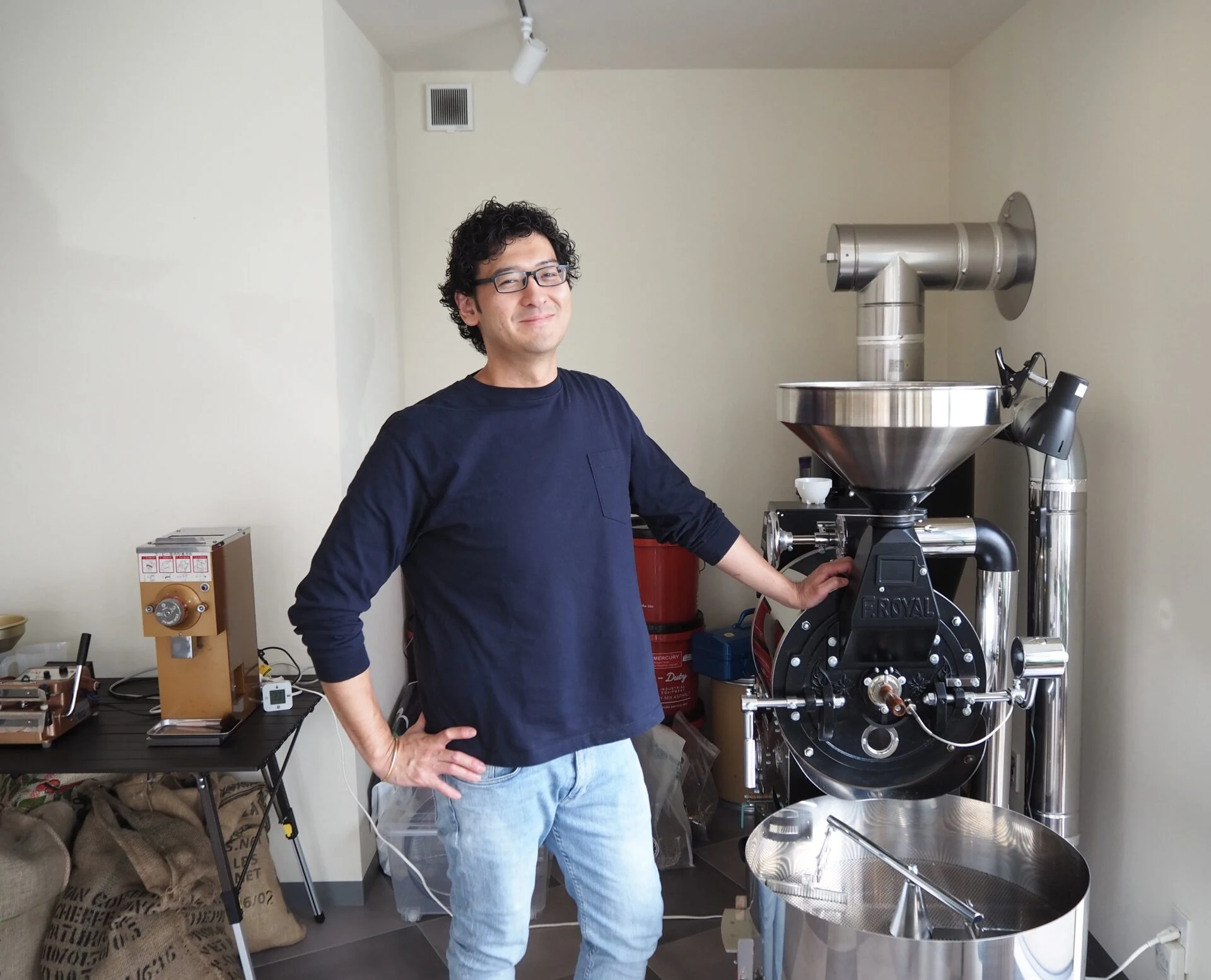 コーヒーモストロ オーナーの赤澤徳彦さん
