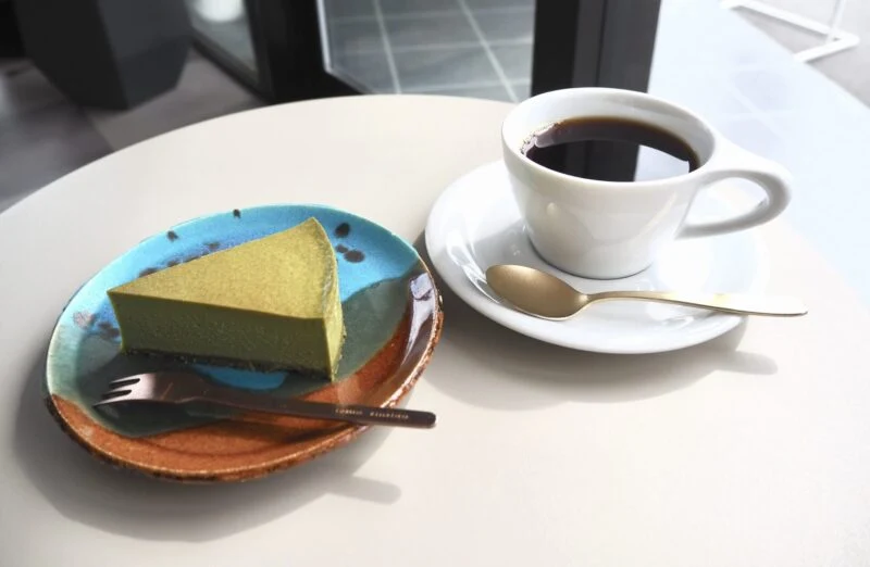 コーヒーとチーズケーキ