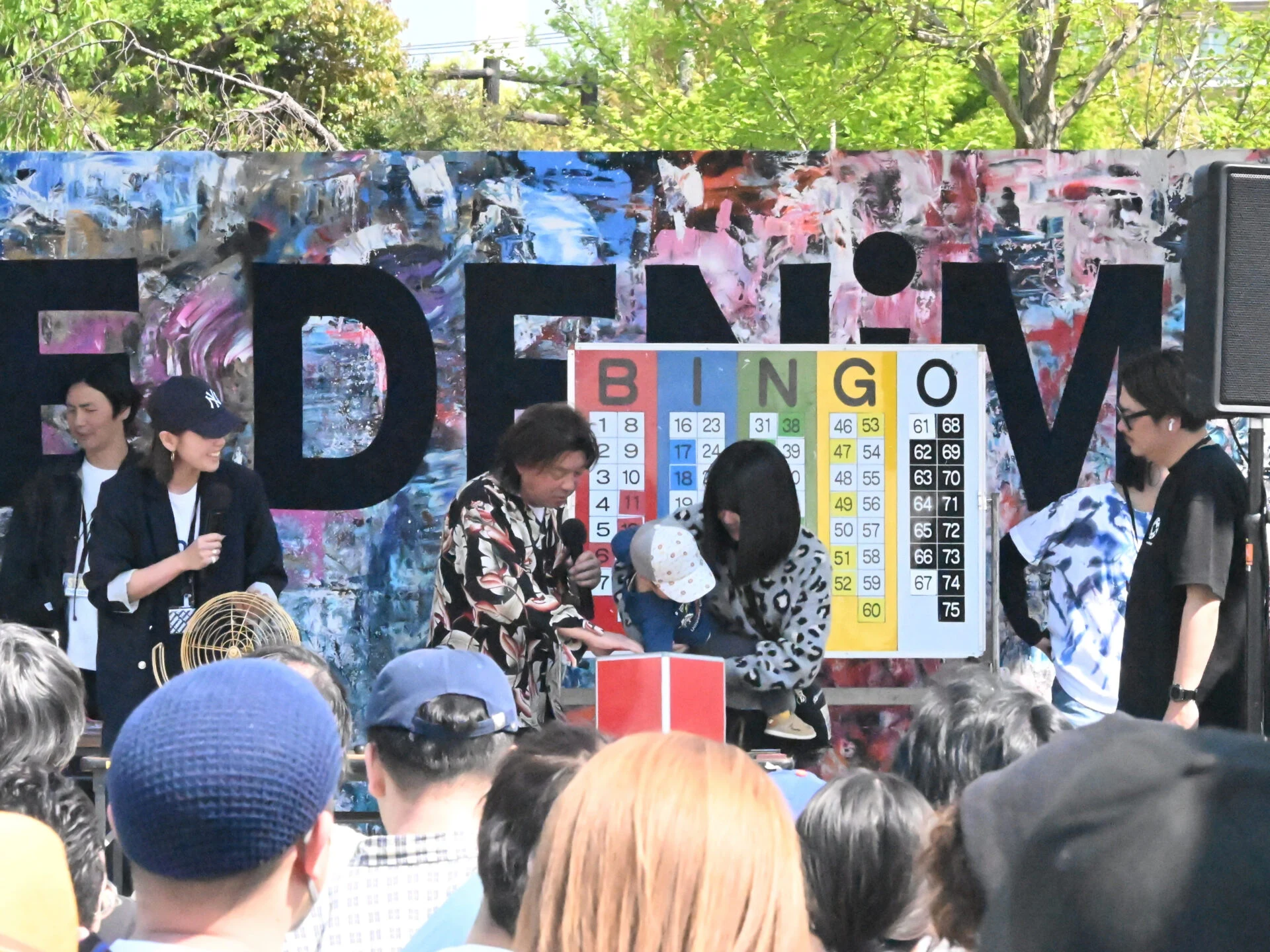 THE DENiM 2025ビンゴ大会のようす