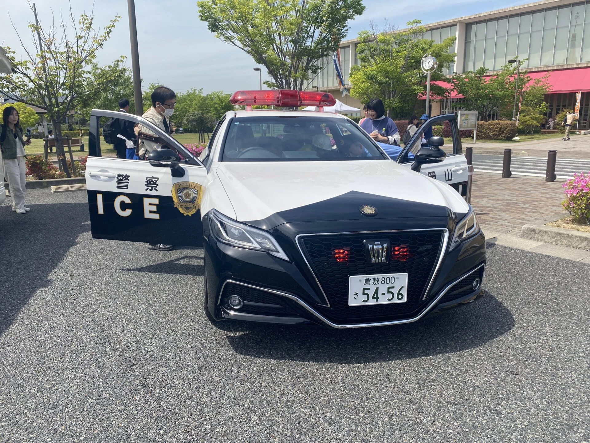 パトカー