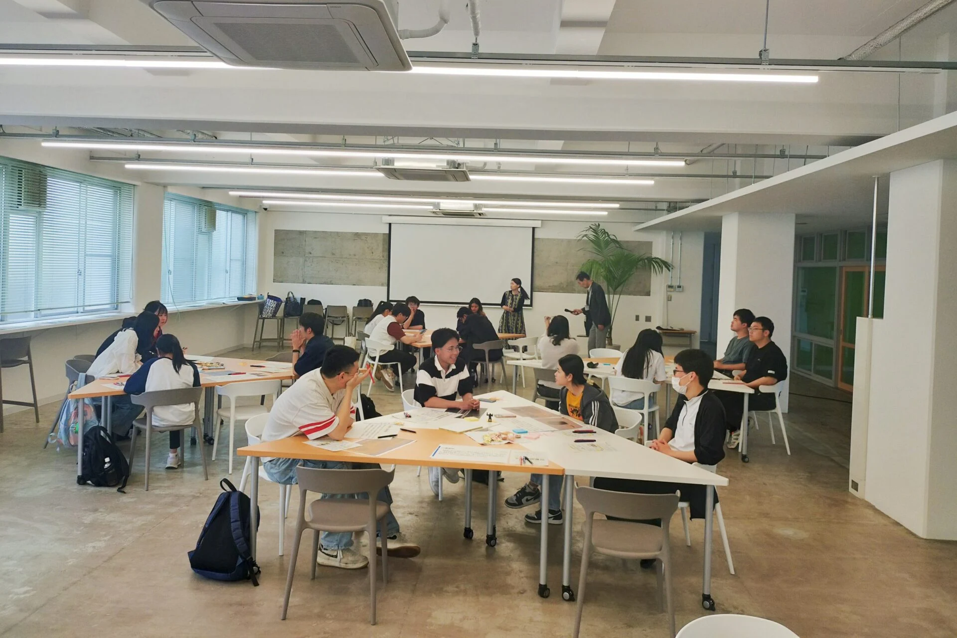 ワークショップ会場(内観):吉備国際大学 学生会館(キューブ)