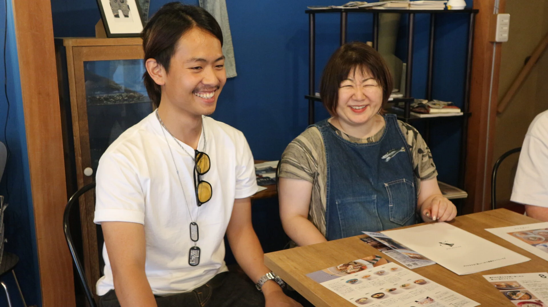 デニムロッジ＆ネストに関わることになったきっかけを話す黒明さん