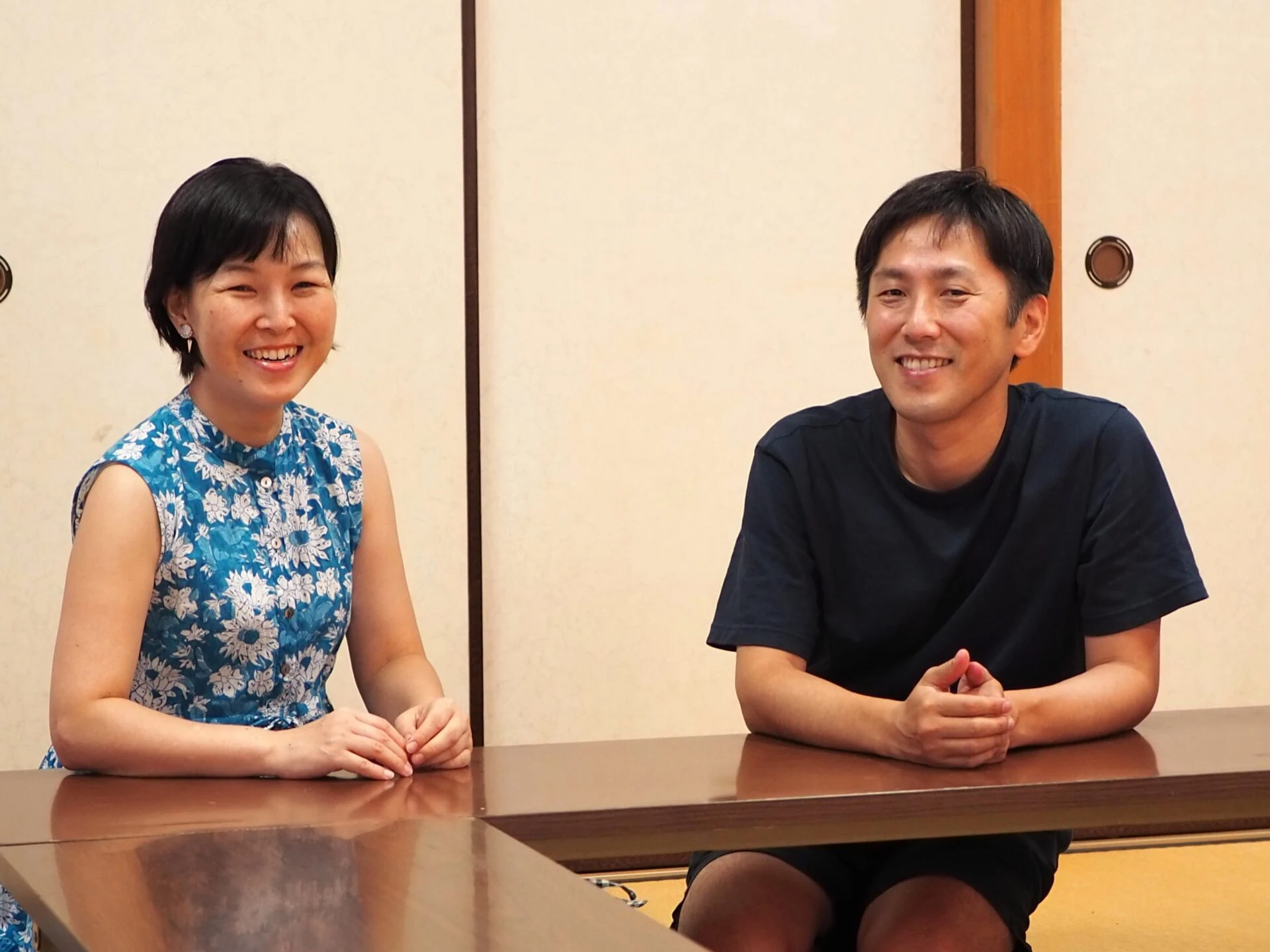 左からスタッフの井上倫子さんと代表の井上正貴さん