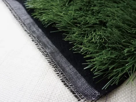 人工芝　 画像提供：萩原工業株式会社