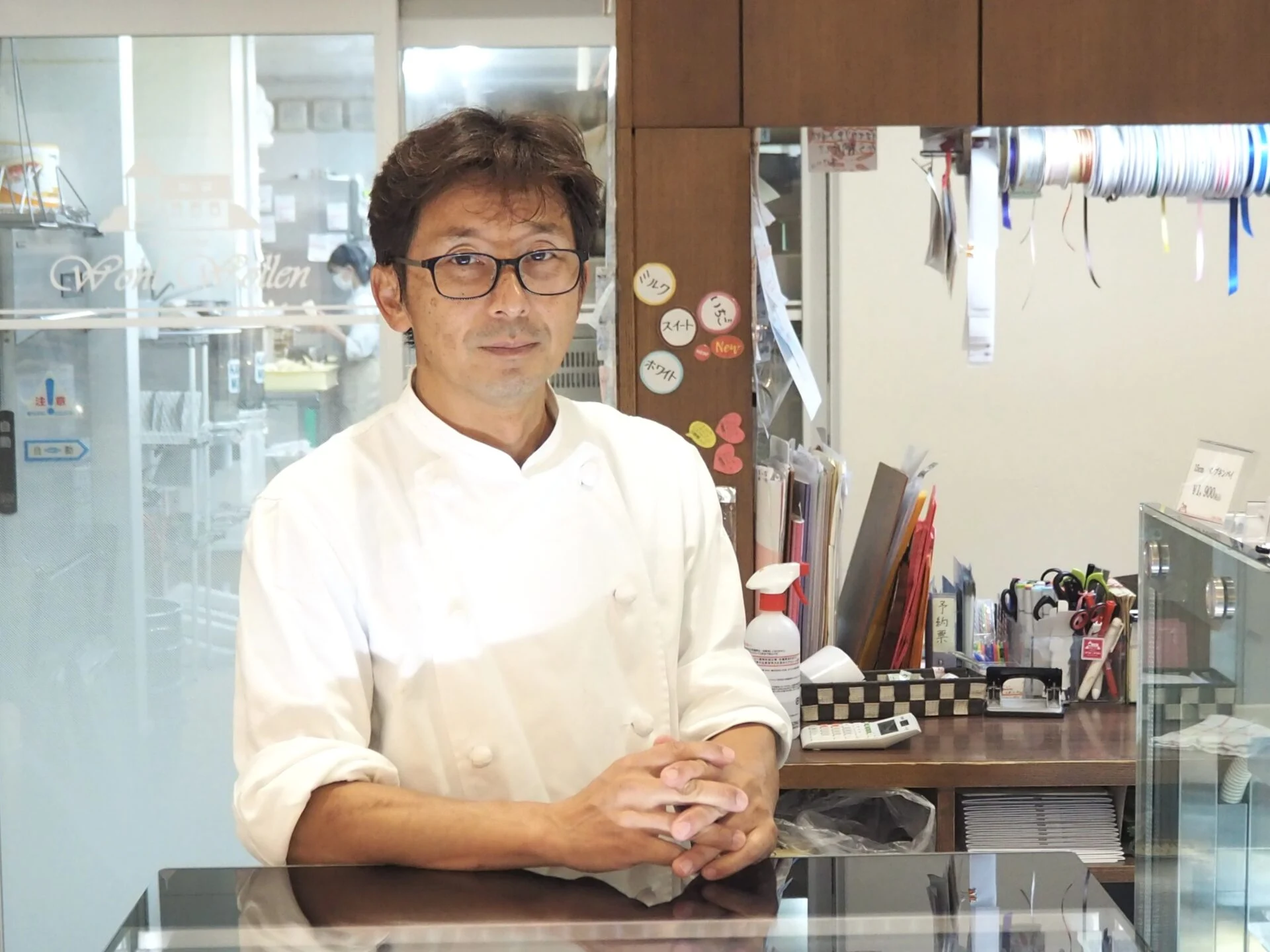 店主の佐藤敦志（さとう あつし）さん