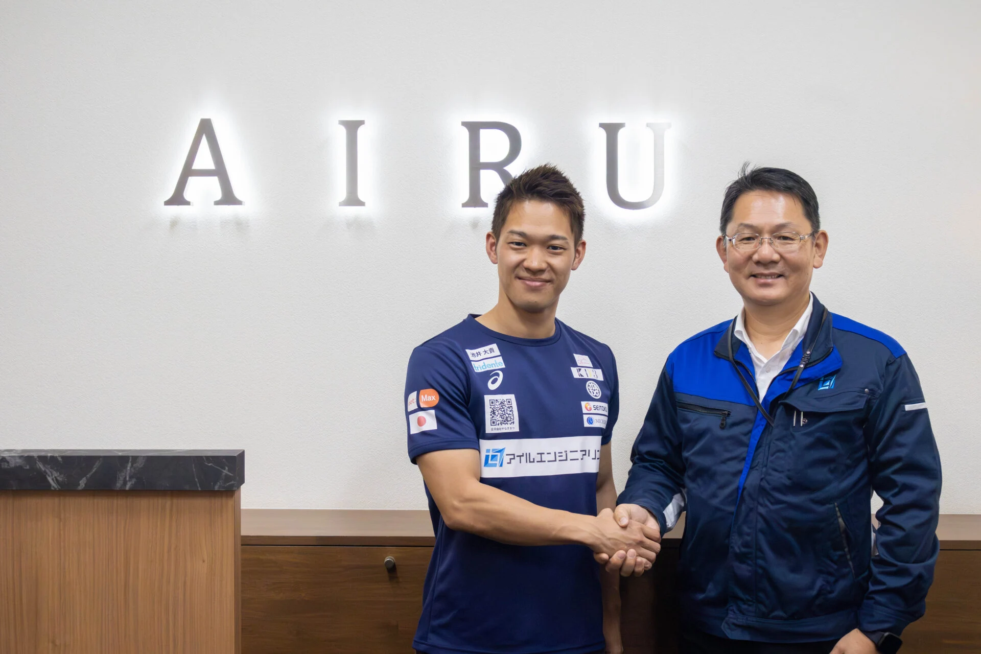 森下仁道さん（左）とアイルエンジニアリングの白神さん（右）