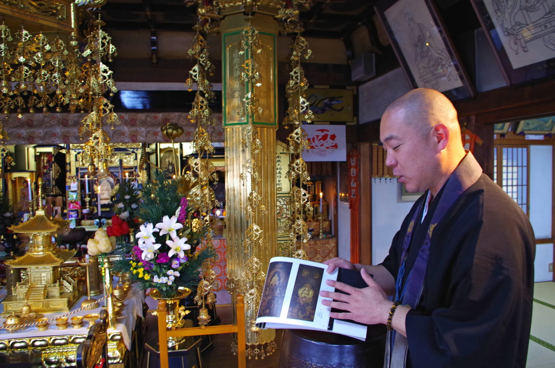 内陣と本山住職
