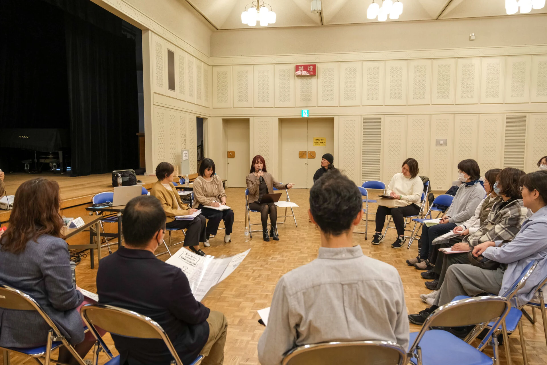 児童期と成人期の分断