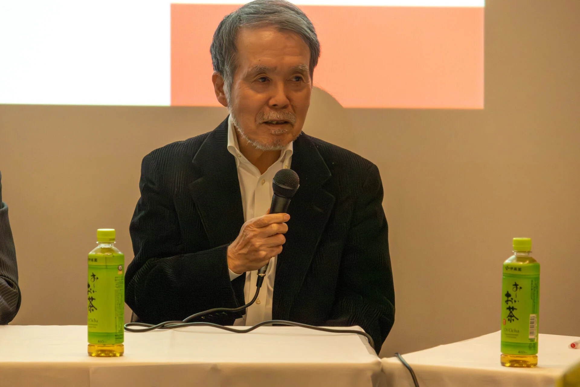 横浜国立大学名誉教授 吉田鋼市先生