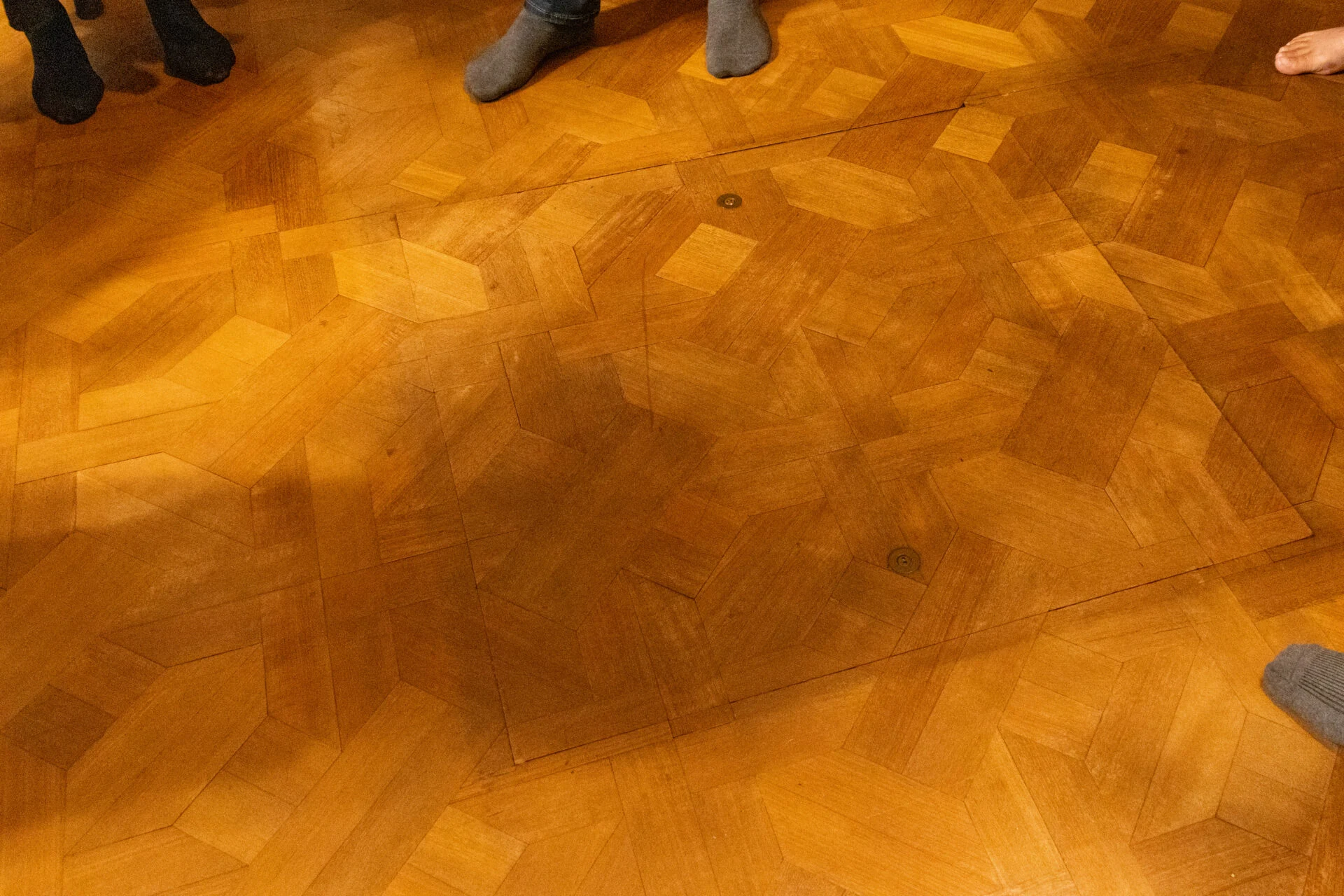 フローリングに見られるアール・デコ様式の意匠