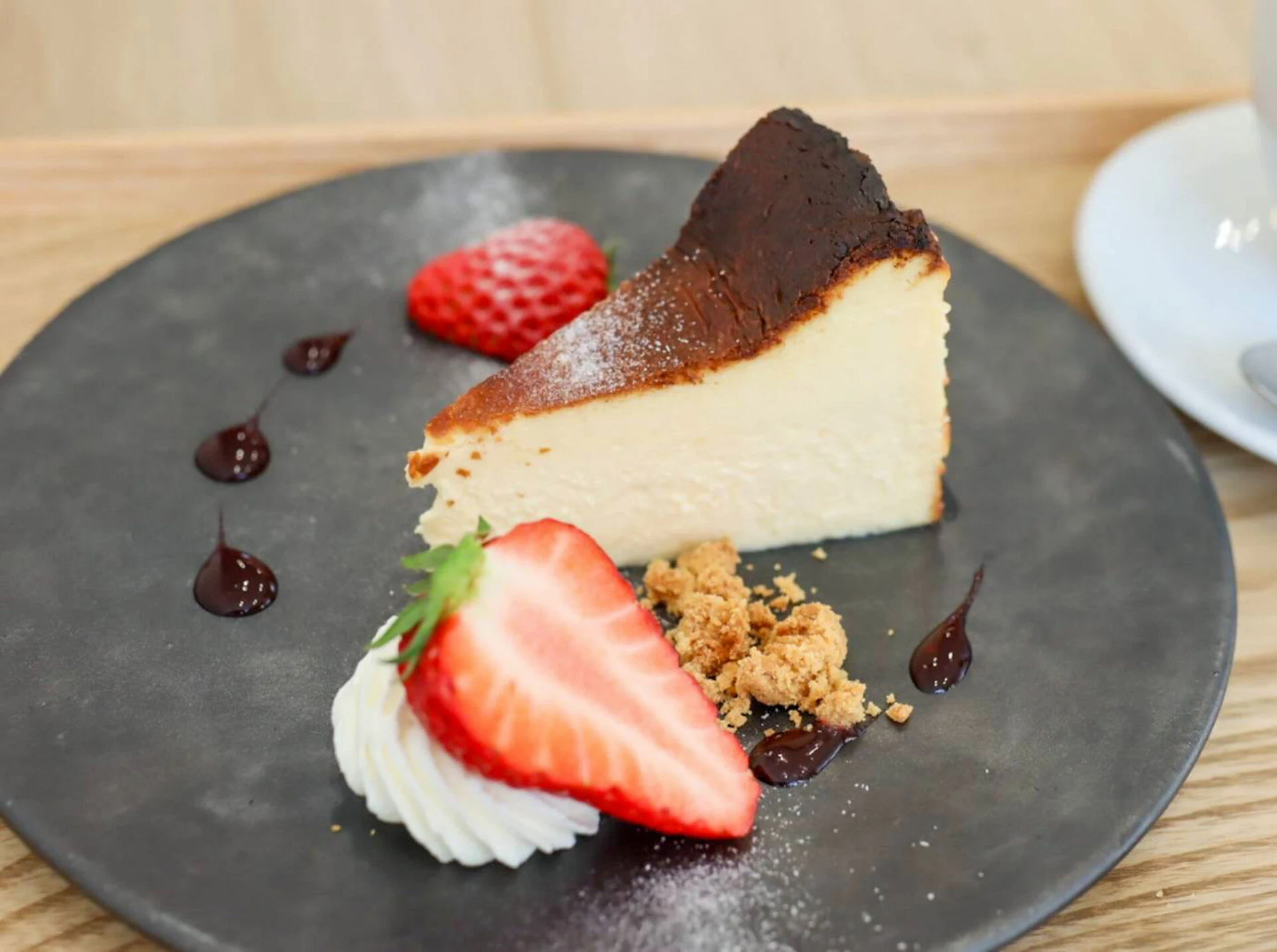 バスクチーズケーキ