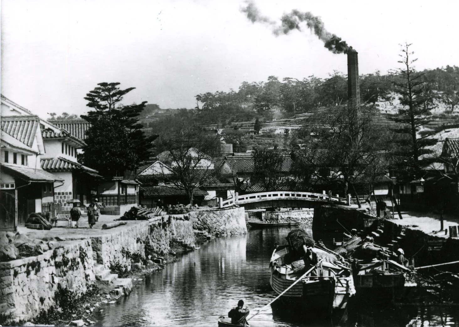 大原孫三郎が明治時代に撮影したとされる美観地区の写真