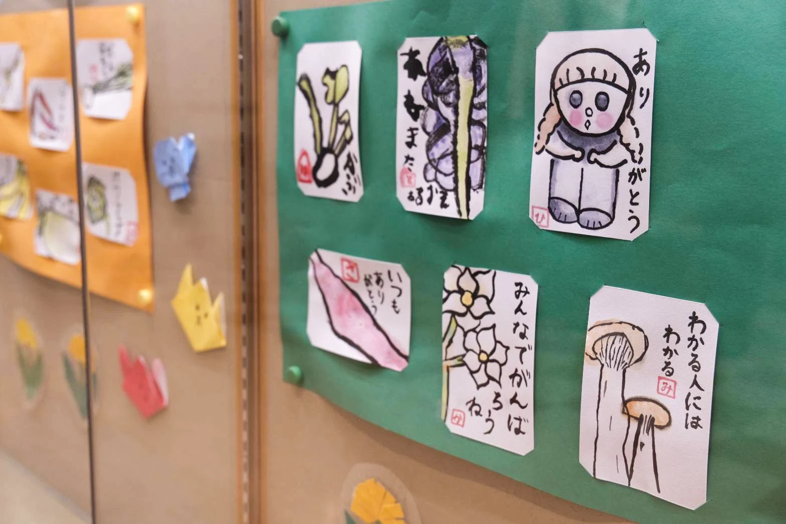 ボランティアとともに作った子どもたちの作品