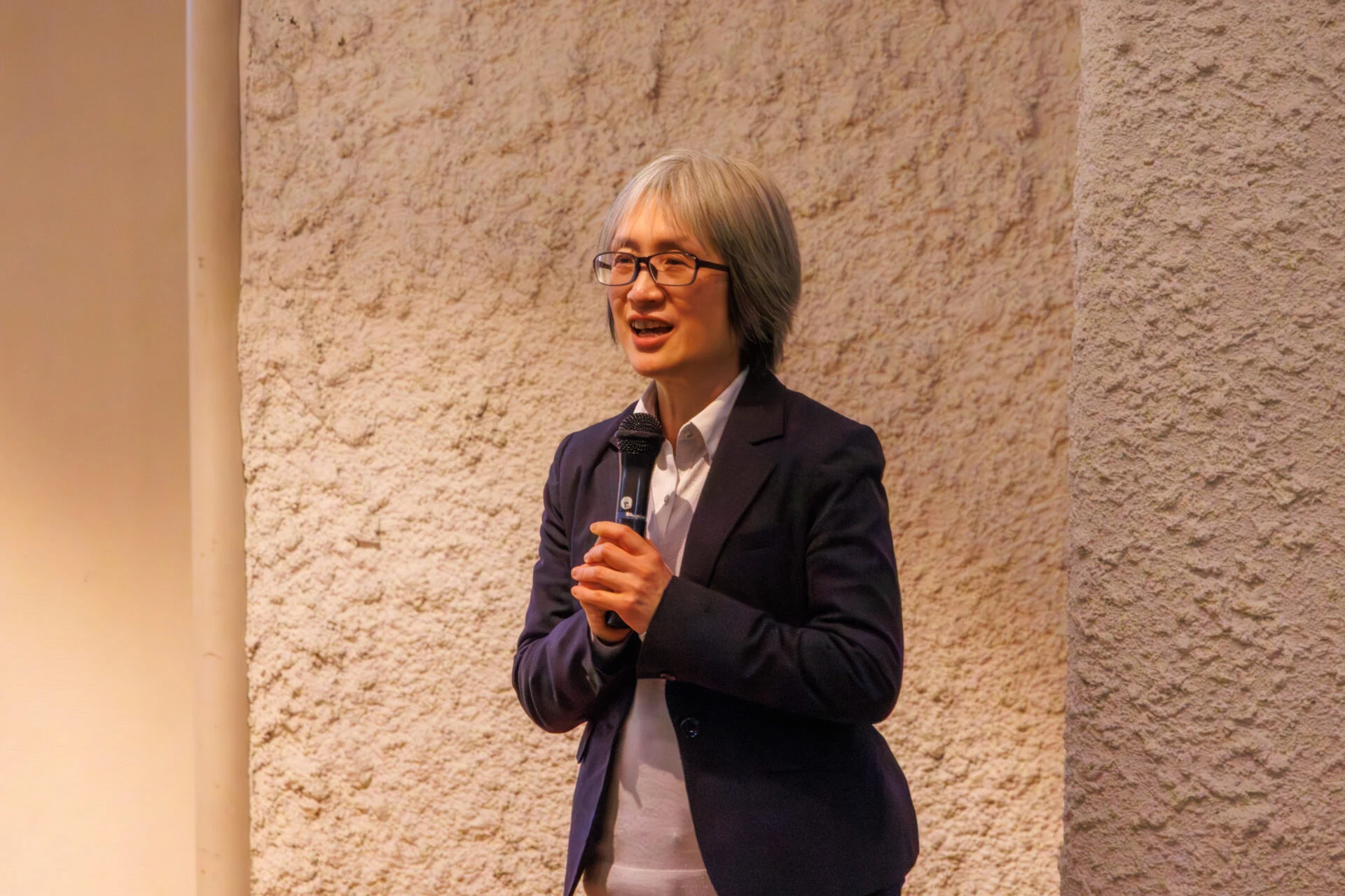 公益財団法人大原芸術財団 代表理事 大原あかね氏による開会のあいさつ