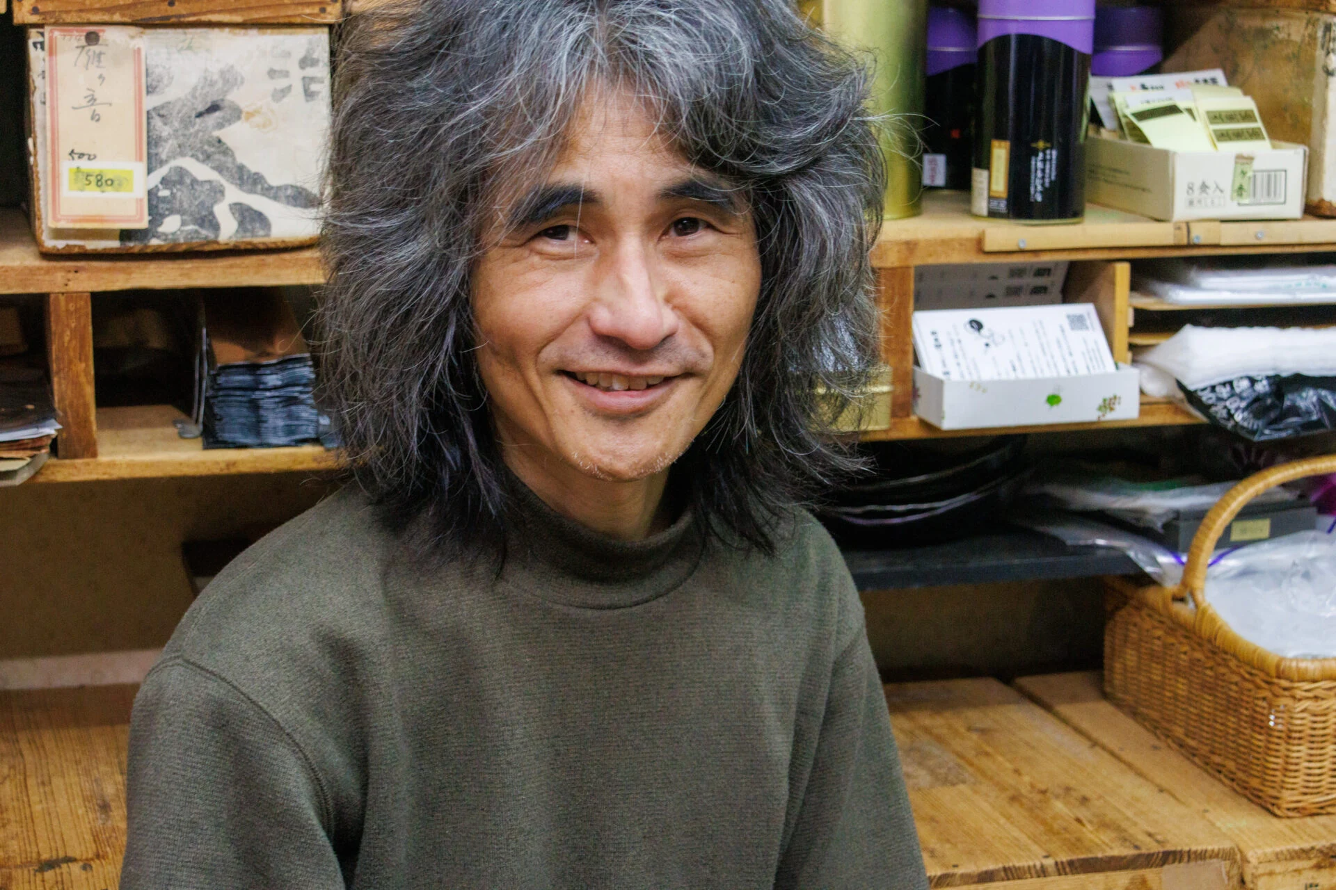 音楽好きな三代目店主、恒枝信三さん