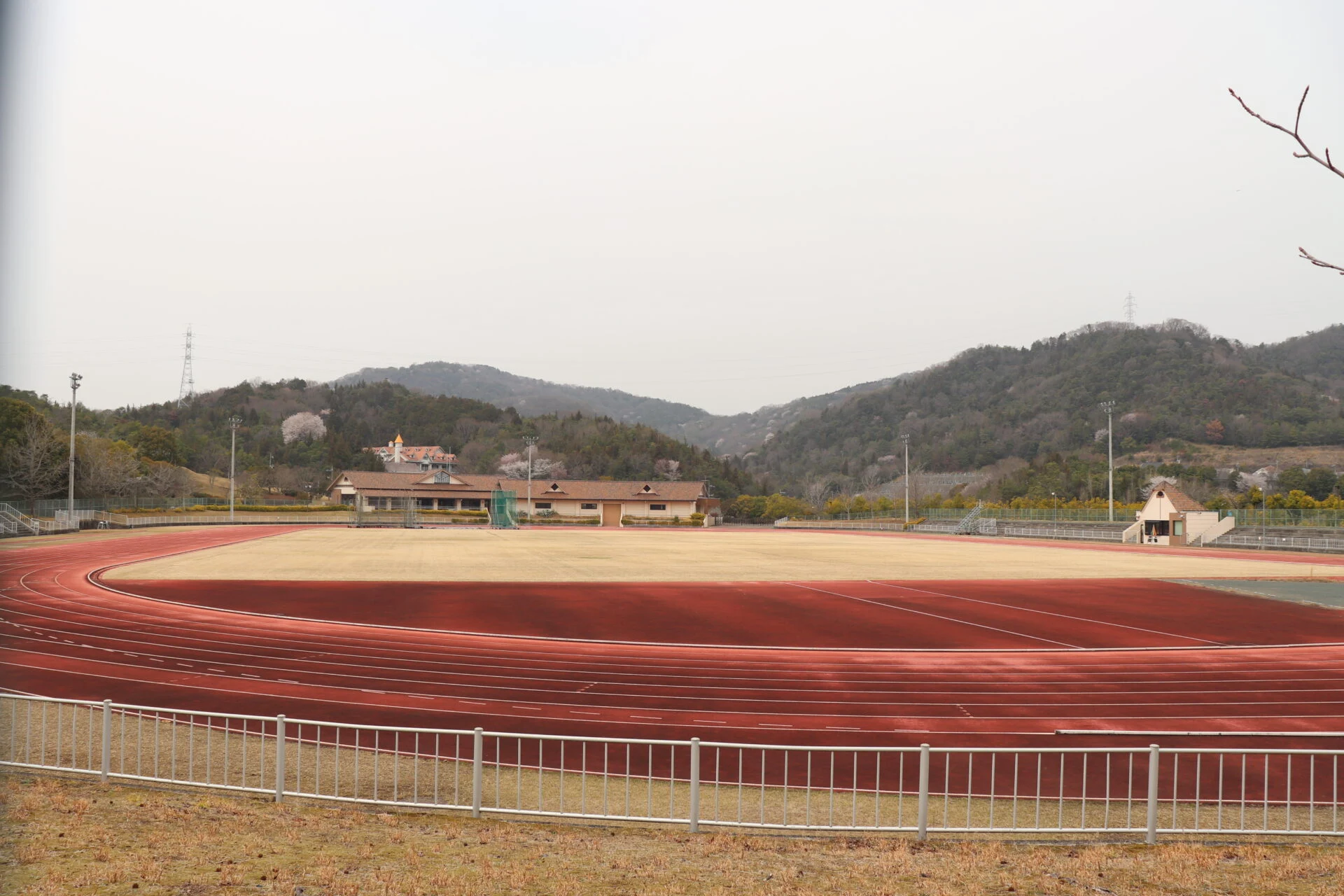 総社北公園陸上競技場