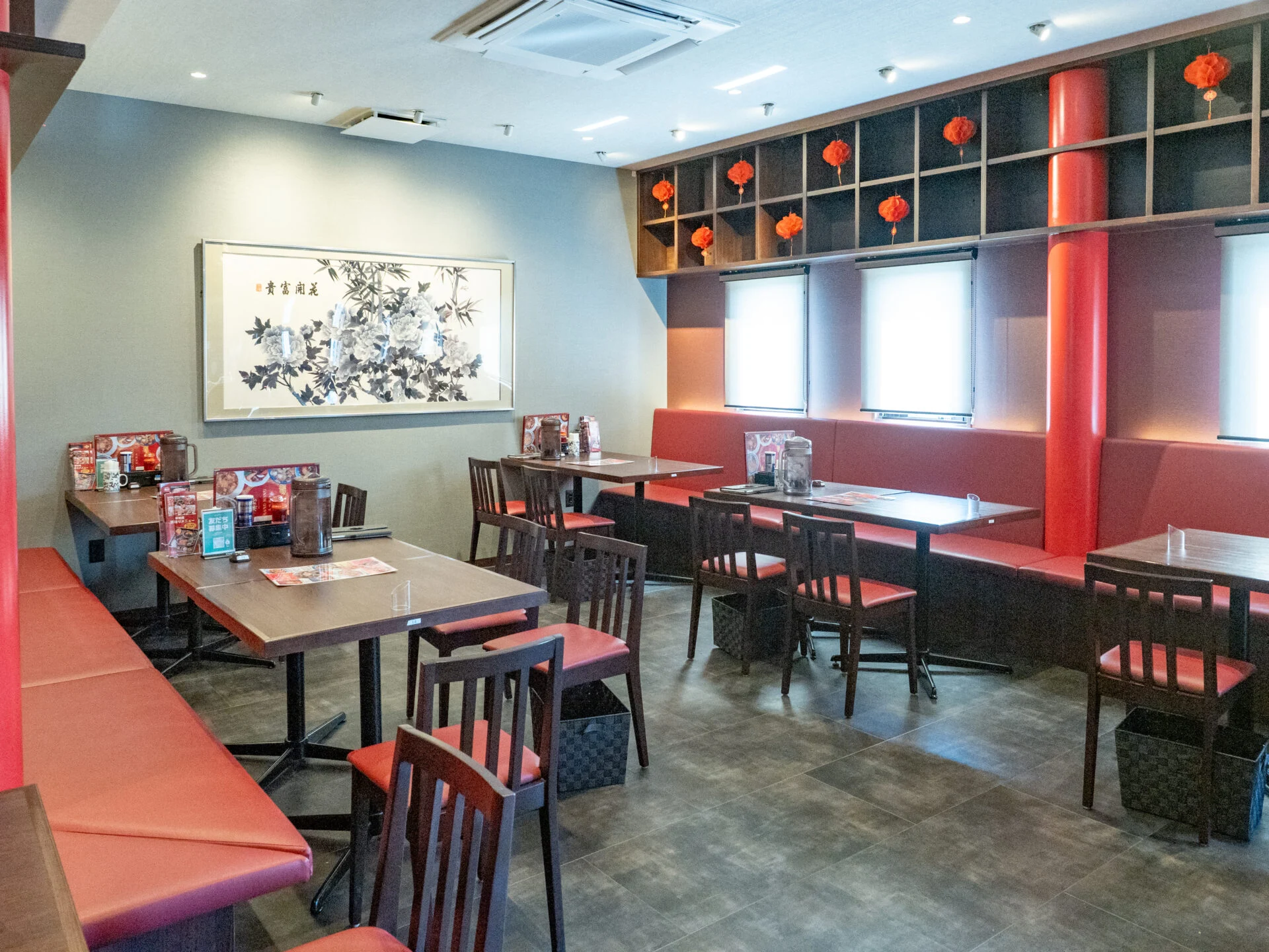 廣珍:店内1階