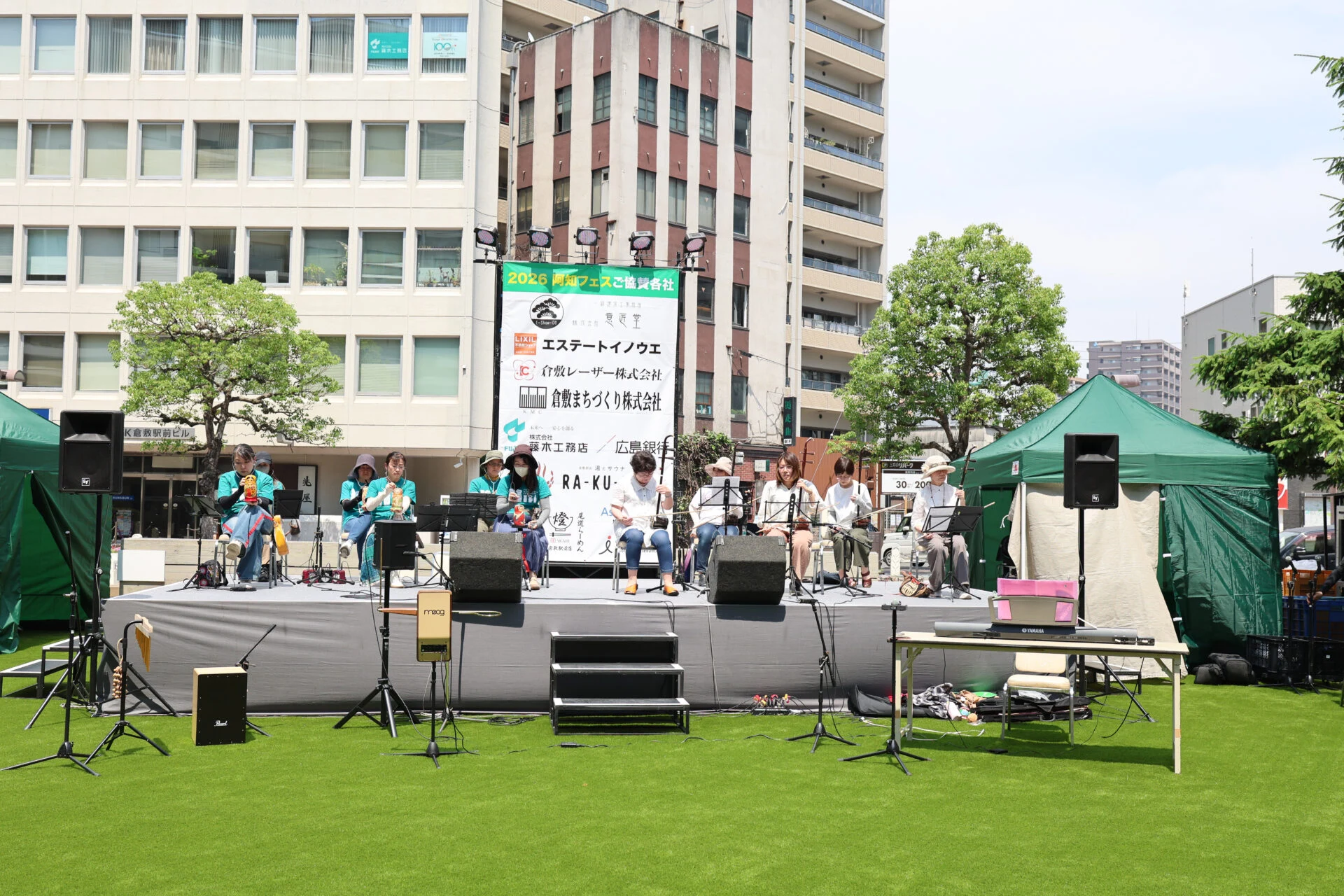 会場を彩ったステージイベントの様子