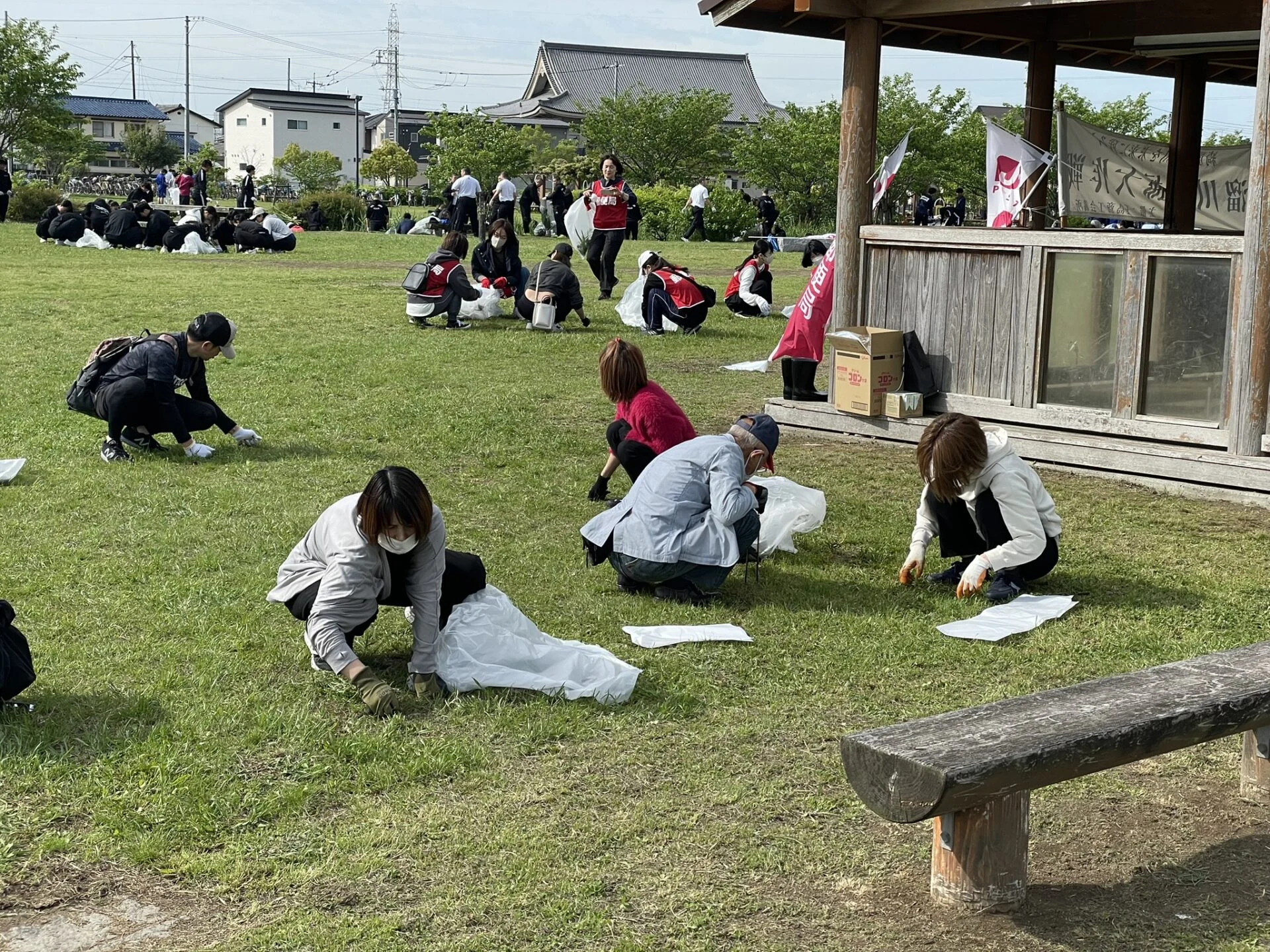 溜川清掃の様子（写真提供：廣珍）