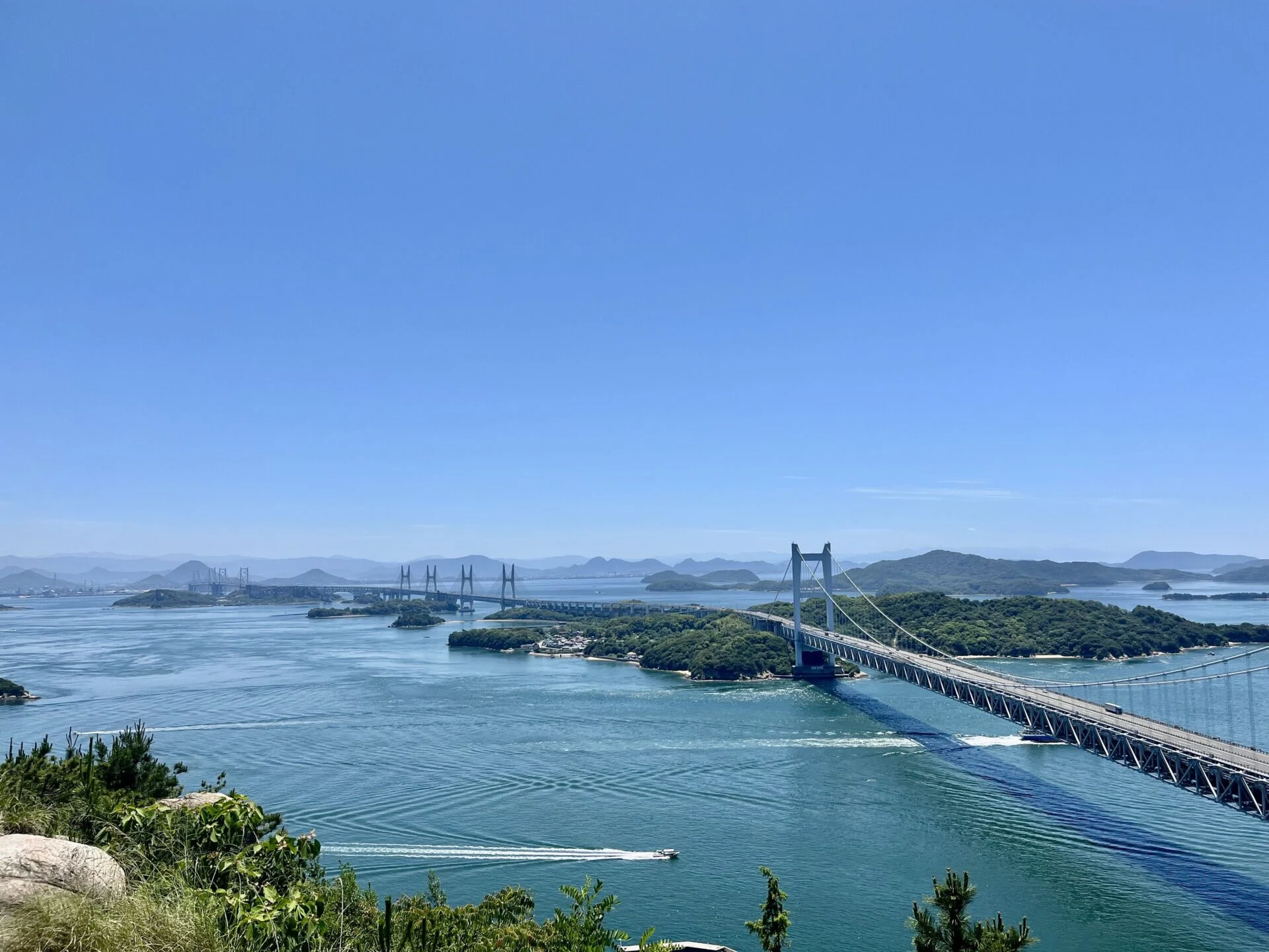 船が通る度に景色が変わる瀬戸内海