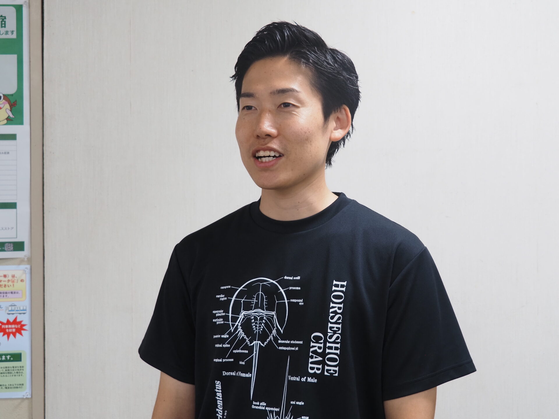 取材に答える井笠広域観光協会の田邊拓也さん