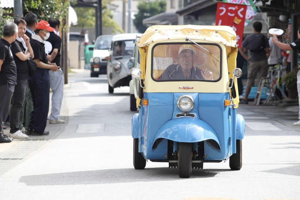 旧車パレードの様子(画像提供:宮筋ものがたり実行委員会)