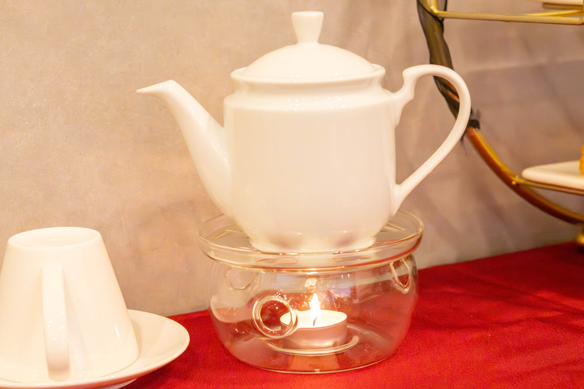 The pot keeps warmth at all times.